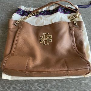 Tory Burch cancel with gold logo shoulder bag